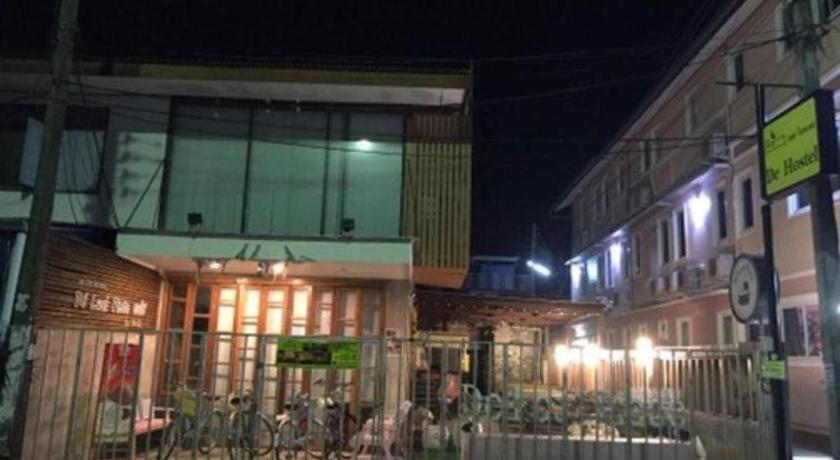 De Hostel Прачуап Кири Кан Екстериор снимка