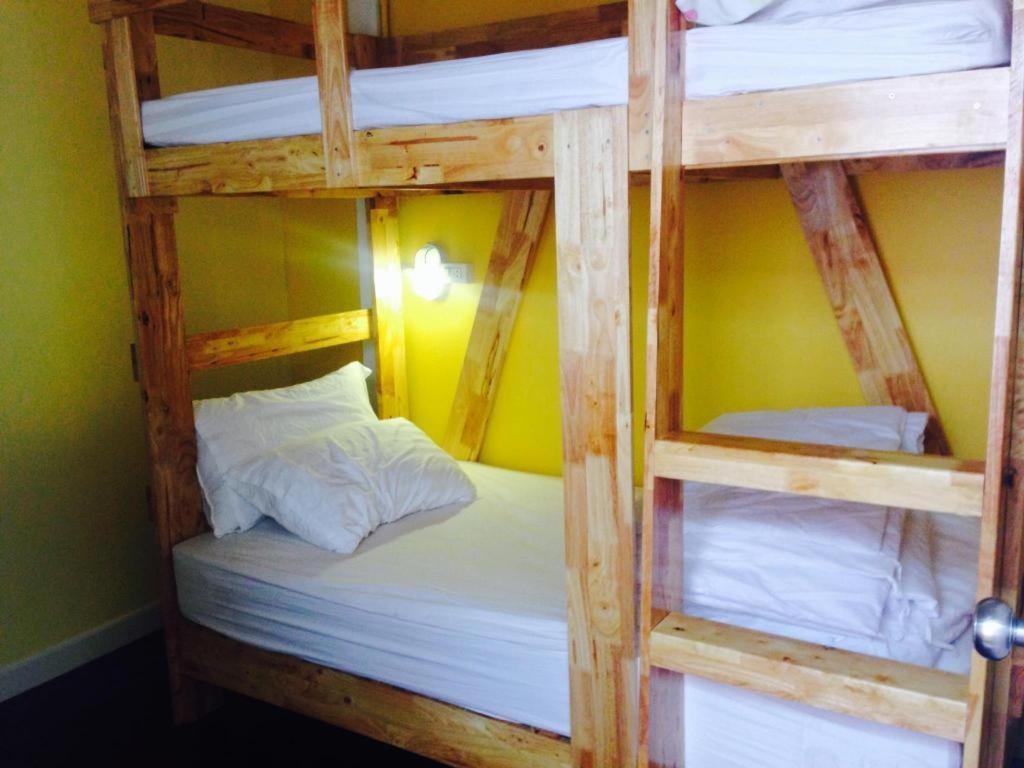 De Hostel Прачуап Кири Кан Екстериор снимка